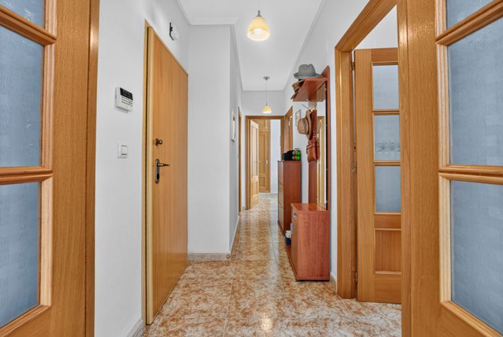 Image No.17-2 Bed Property for sale