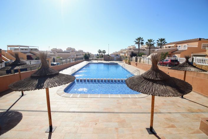 Image No.37-2 Bed Property for sale