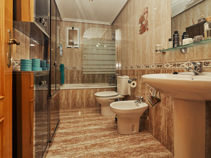 Image No.8-2 Bed Apartment for sale