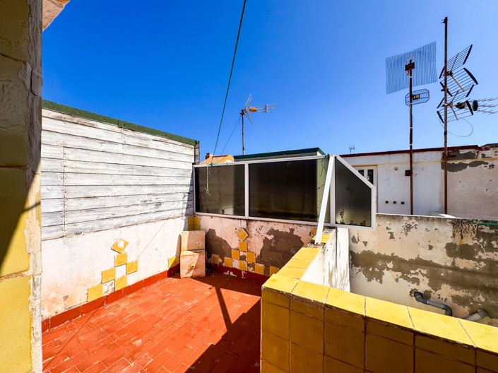 Image No.21-2 Bed Bungalow for sale