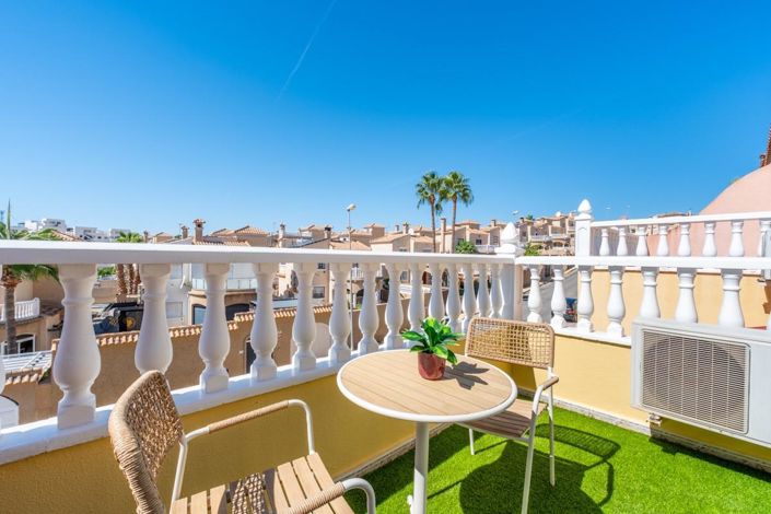 Image No.29-2 Bed Villa for sale