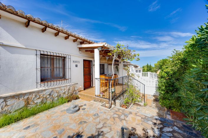 Image No.2-2 Bed Bungalow for sale