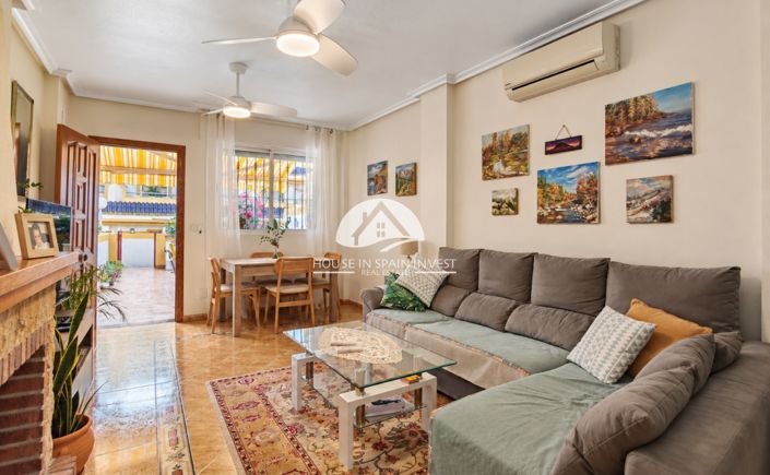 Image No.11-3 Bed Townhouse for sale