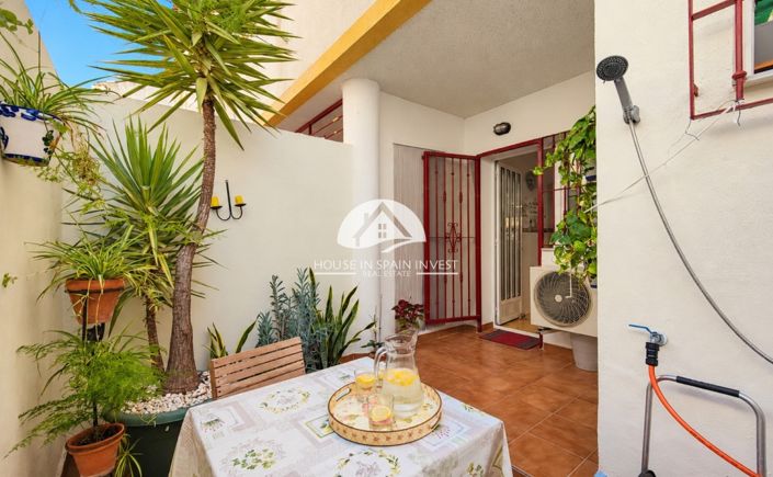 Image No.19-3 Bed Townhouse for sale