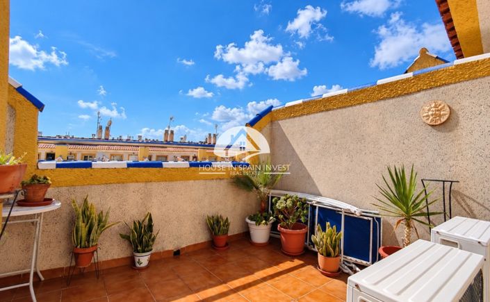 Image No.35-3 Bed Townhouse for sale