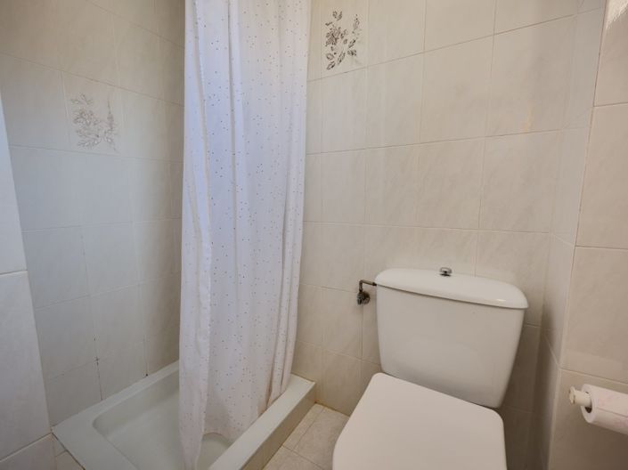 Image No.10-1 Bed Bungalow for sale