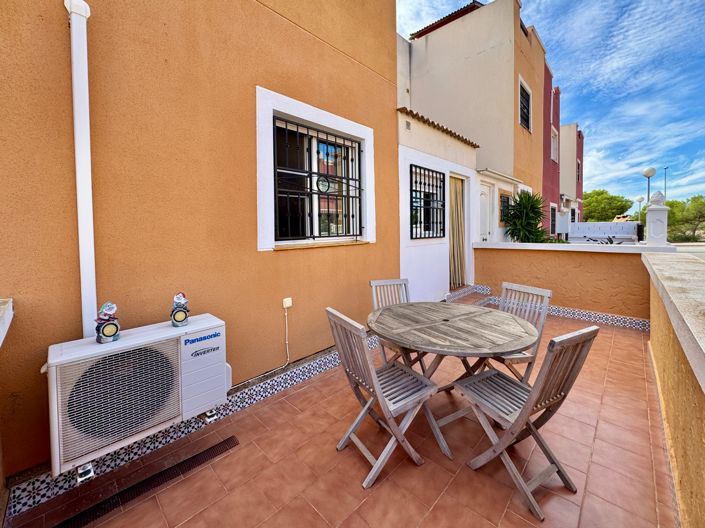 Image No.27-2 Bed Apartment for sale