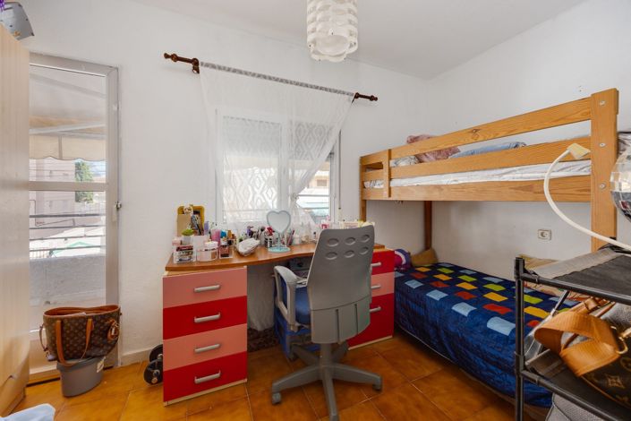 Image No.19-2 Bed Townhouse for sale