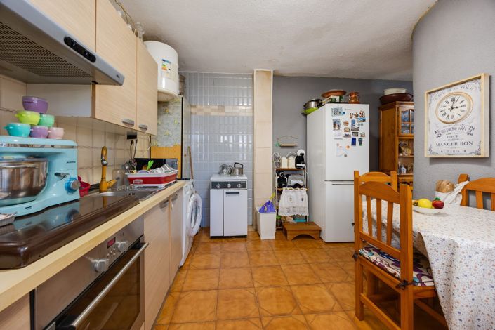 Image No.7-2 Bed Townhouse for sale