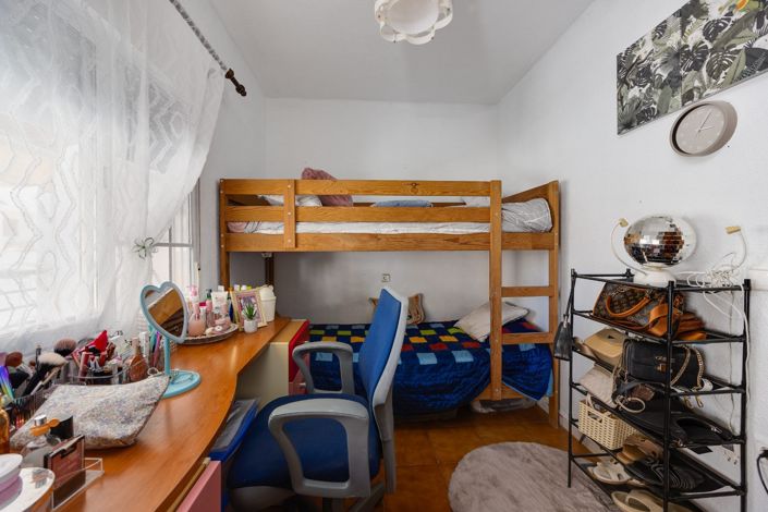 Image No.9-2 Bed Townhouse for sale