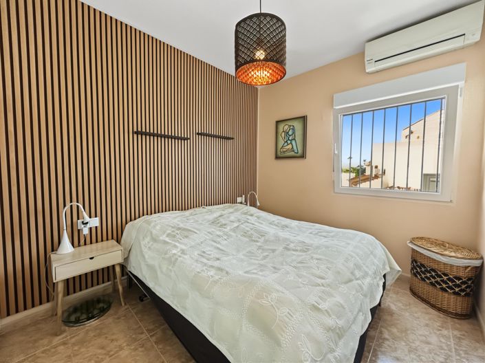Image No.13-2 Bed Bungalow for sale