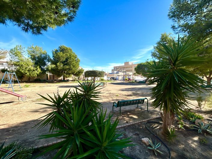 Image No.19-2 Bed Bungalow for sale