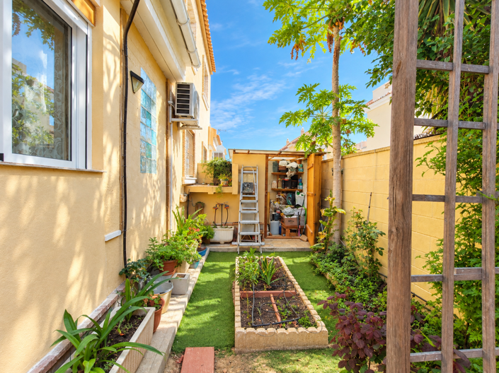 Image No.3-4 Bed Townhouse for sale