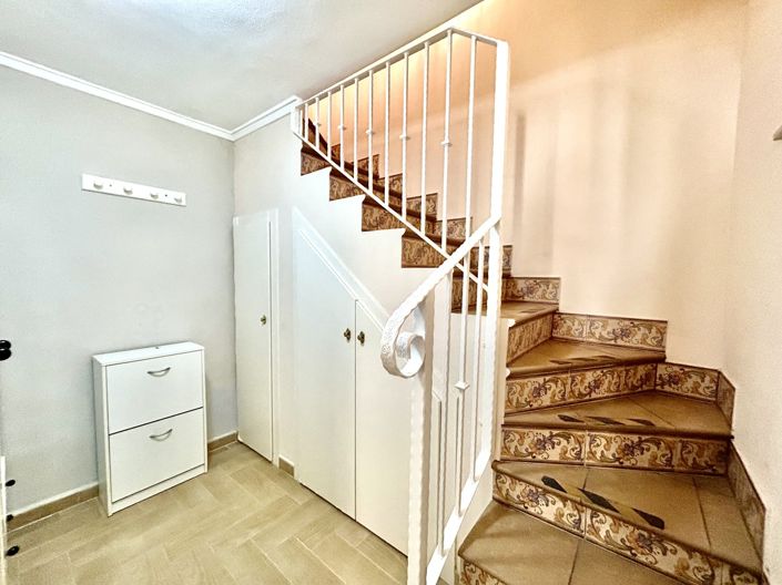 Image No.12-3 Bed Townhouse for sale
