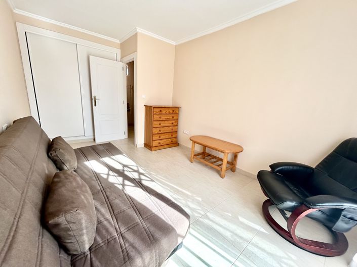 Image No.17-3 Bed Townhouse for sale
