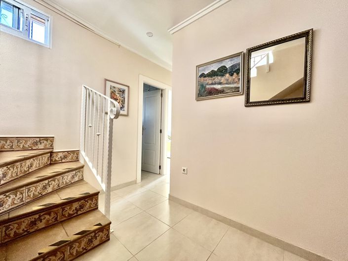 Image No.22-3 Bed Townhouse for sale