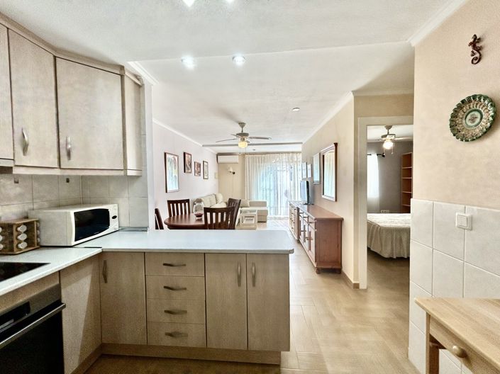 Image No.8-3 Bed Townhouse for sale