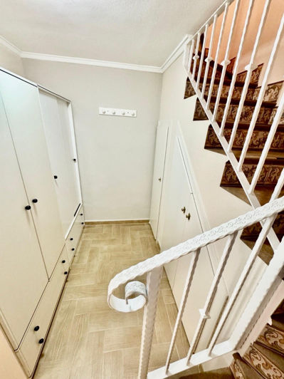 Image No.14-3 Bed Townhouse for sale