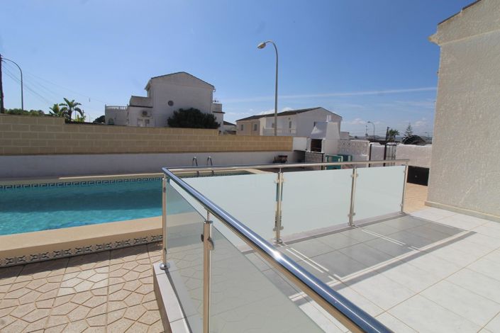 Image No.4-Villa con 3 dormitorios en venta