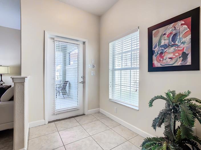 Image No.7-5 Bed Townhouse for sale
