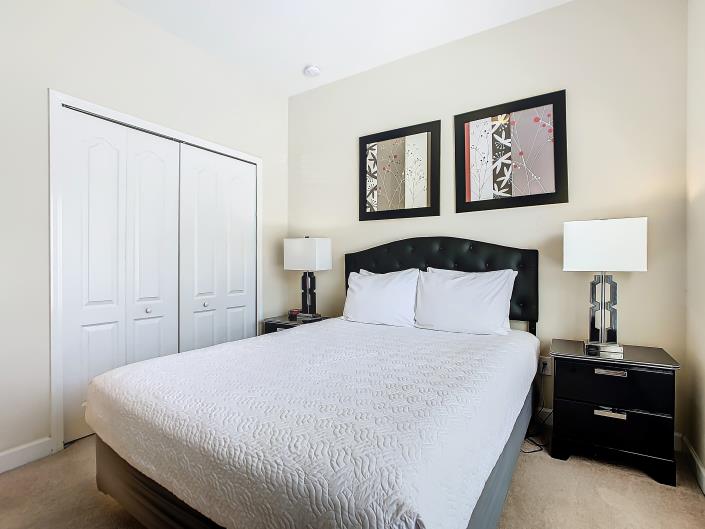 Image No.19-5 Bed Townhouse for sale