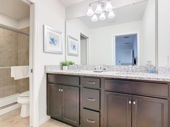 Image No.40-8 Bed House/Villa for sale