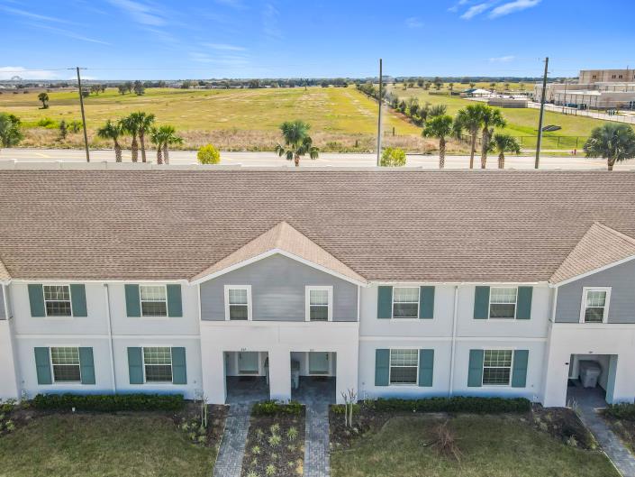 Image No.2-5 Bed Townhouse for sale