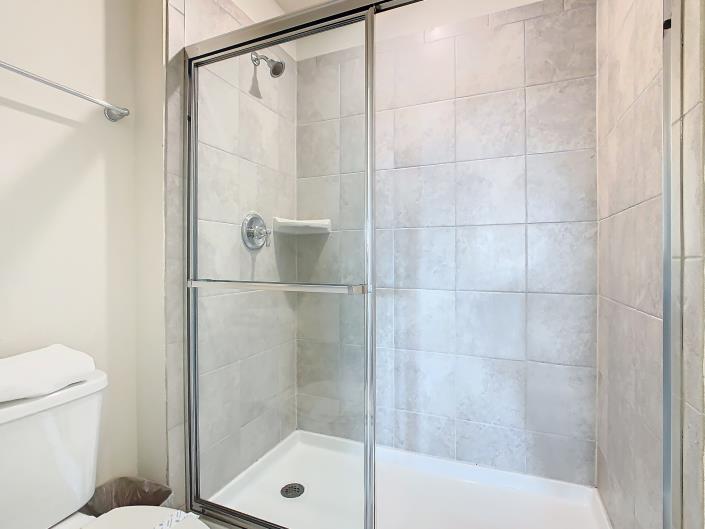 Image No.19-5 Bed Townhouse for sale