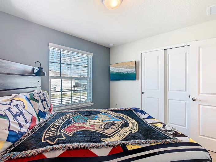 Image No.26-5 Bed Townhouse for sale