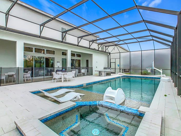 Image No.57-11 Bed House/Villa for sale