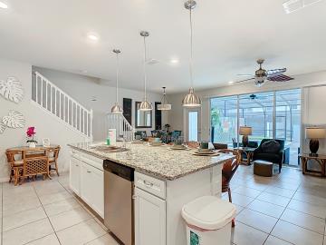 4098-Lana-Avenue-16