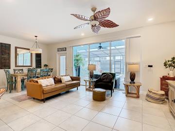 4098-Lana-Avenue-19