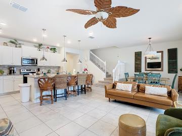 4098-Lana-Avenue-20