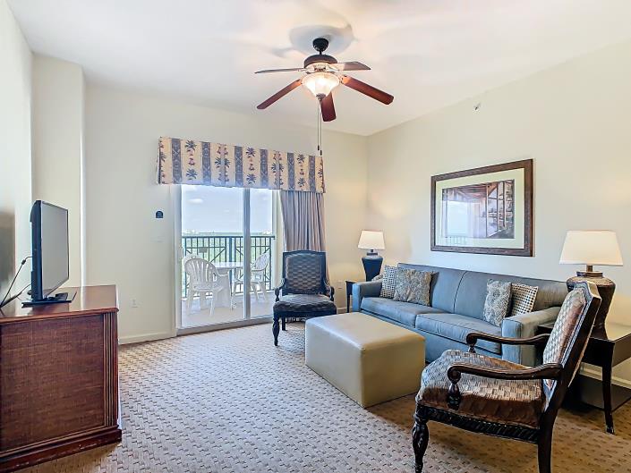 Image No.8-3 Bed Condo for sale