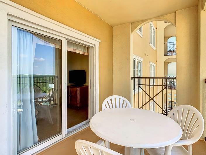 Image No.20-3 Bed Condo for sale