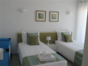 Image 20 of 28 : 3 Bedroom Villa Ref: GV304
