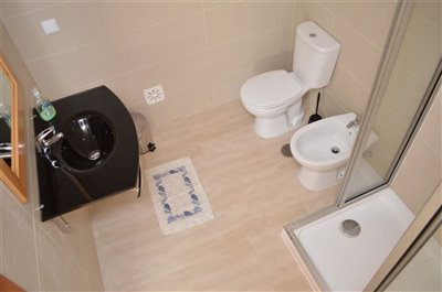 Image 30 of 36 : 3 Bedroom Villa Ref: AV2101