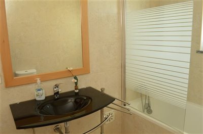 Image 35 of 36 : 3 Bedroom Villa Ref: AV2101