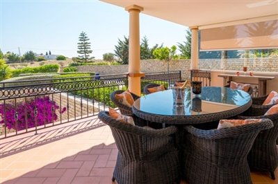 Image 15 of 67 : 3 Bedroom Villa Ref: GV625