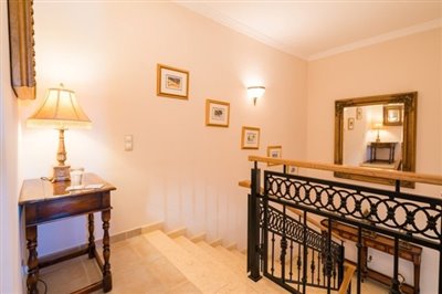 Image 49 of 67 : 3 Bedroom Villa Ref: GV625