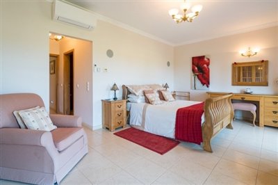 Image 54 of 67 : 3 Bedroom Villa Ref: GV625