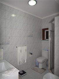 Image 38 of 39 : 4 Bedroom Villa Ref: AV2169