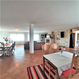 Image 5 of 37 : 3 Bedroom Villa Ref: AV2183