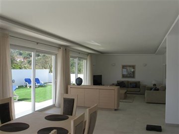 Image 6 of 33 : 3 Bedroom Villa Ref: GV304B