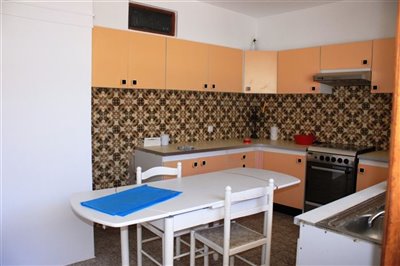 Image 11 of 25 : 5 Bedroom House Ref: GV683