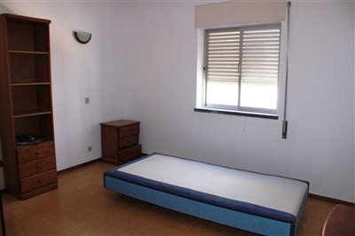 Image 12 of 25 : 5 Bedroom House Ref: GV683
