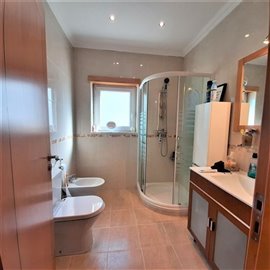Image 12 of 33 : 3 Bedroom Villa Ref: AV2200