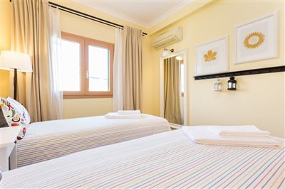 Image 11 of 27 : 2 Bedroom Villa Ref: GV690