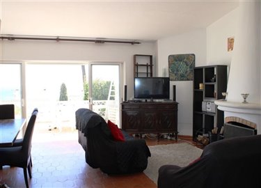 Image 18 of 39 : 3 Bedroom Townhouse Ref: GV688