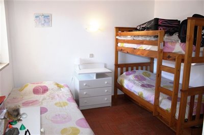 Image 38 of 39 : 3 Bedroom Townhouse Ref: GV688